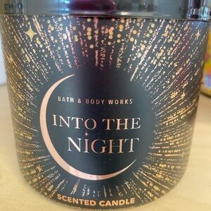 Bath & Body Works Into The Night Candle - Black and Gold
